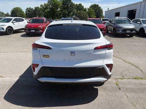 Summit White 2026 Buick Envista Preferred FWD