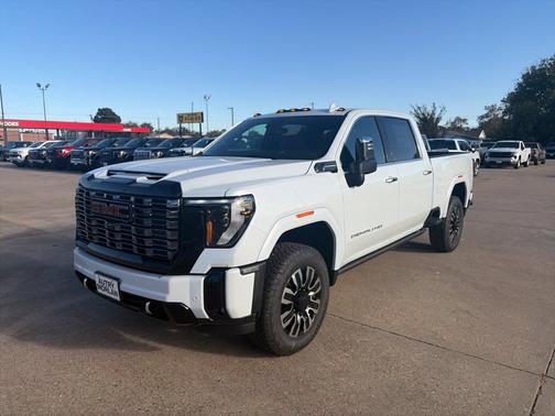 Glacier White Tricoat 2026 GMC Sierra 2500 Denali Ultimate
