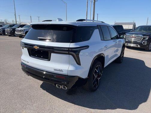 Polar White 2026 Chevrolet Traverse High Country