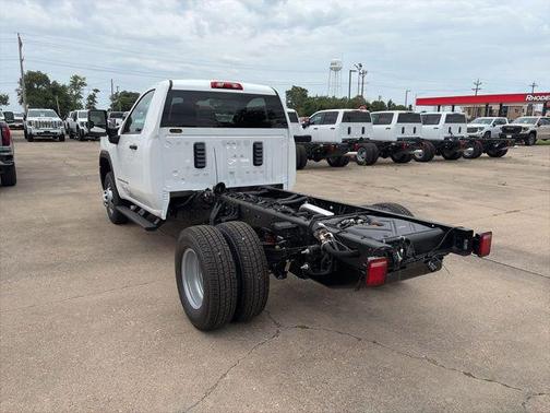 Summit White 2026 GMC Sierra 3500 Base