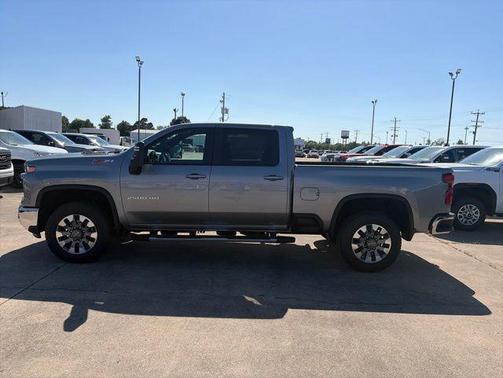 Sterling Gray 2026 Chevrolet Silverado 2500 LT