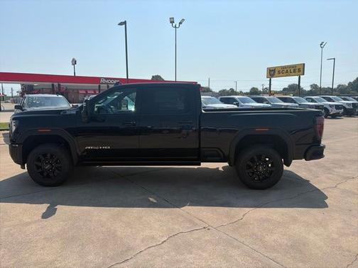 Onyx Black 2026 GMC Sierra 2500 AT4