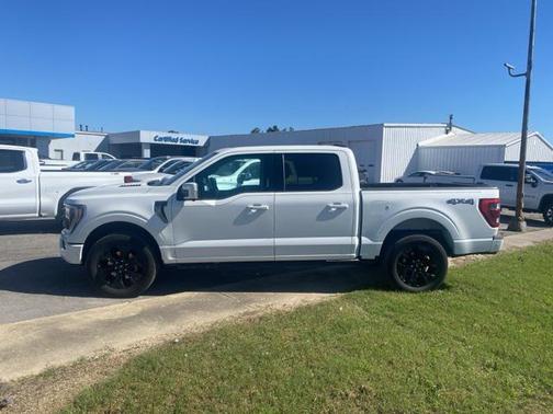 Star White Metallic Tri-Coat 2023 Ford F-150 Platinum