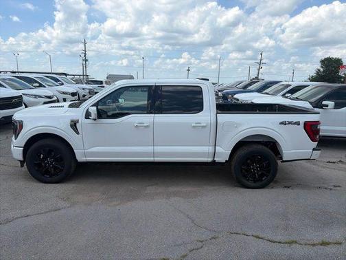 Star White Metallic Tri-Coat 2023 Ford F-150 Platinum