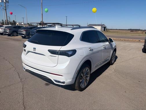 Iridescent White Tricoat 2026 Buick Envision Avenir