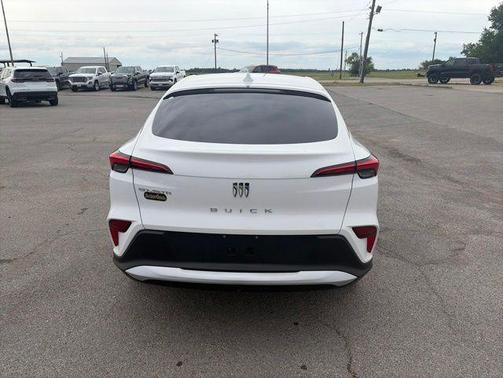 Summit White 2026 Buick Envista Preferred FWD