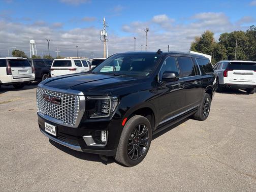 Onyx Black 2024 GMC Yukon XL Denali