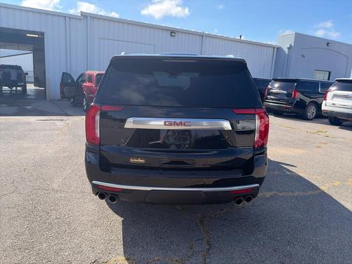 Onyx Black 2024 GMC Yukon XL Denali