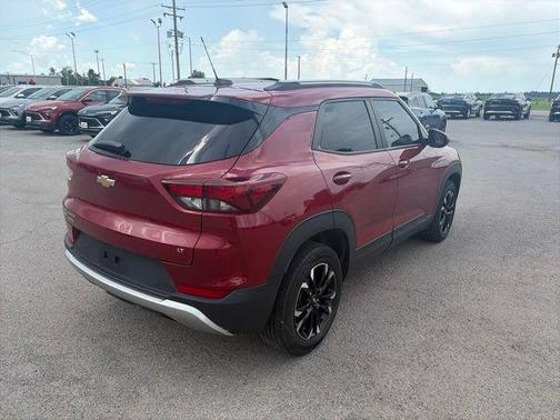 Scarlet Red Metallic 2021 Chevrolet Trailblazer LT