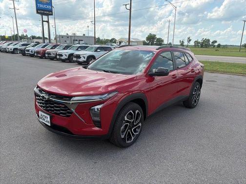 Apex Red 2026 Chevrolet Trax FWD 2RS