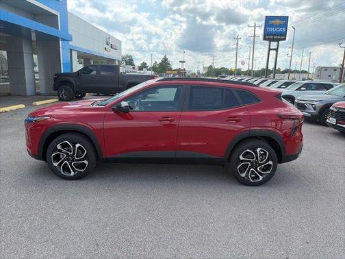Apex Red 2026 Chevrolet Trax FWD 2RS