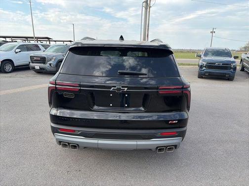 Mosaic Black Metallic 2026 Chevrolet Traverse AWD Z71