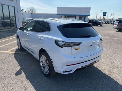 Iridescent White Tricoat 2026 Buick Envision Avenir AWD