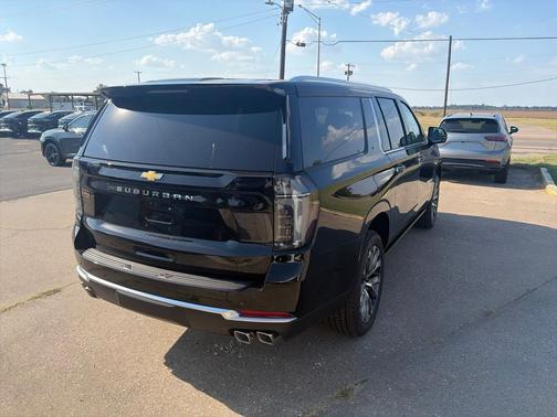Black 2026 Chevrolet Suburban High Country