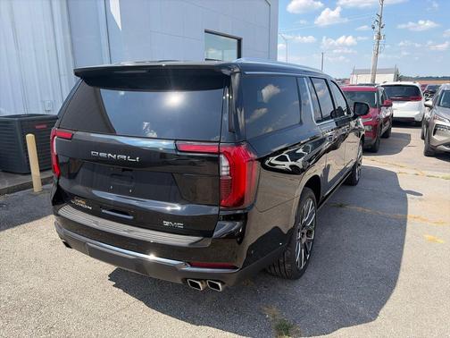 Onyx Black 2025 GMC Yukon XL Denali Ultimate