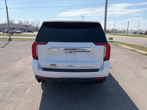 White Frost Tricoat 2023 GMC Yukon XL Denali