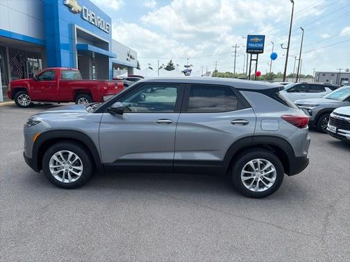 Sterling Gray Metallic 2026 Chevrolet Trailblazer LS