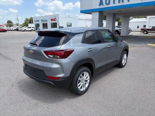 Sterling Gray 2026 Chevrolet Trailblazer LS