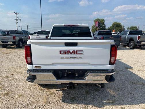 2026 GMC Sierra 2500 Pro