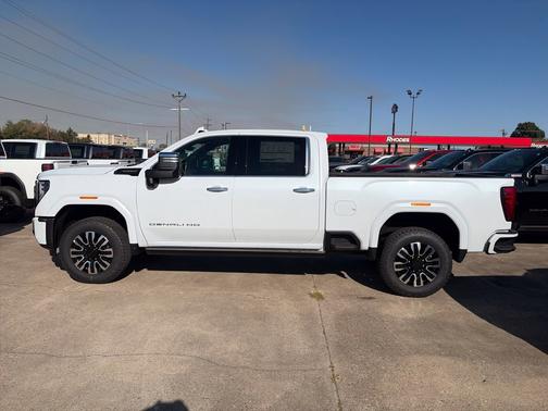 Glacier White Tricoat 2026 GMC Sierra 2500 Denali Ultimate