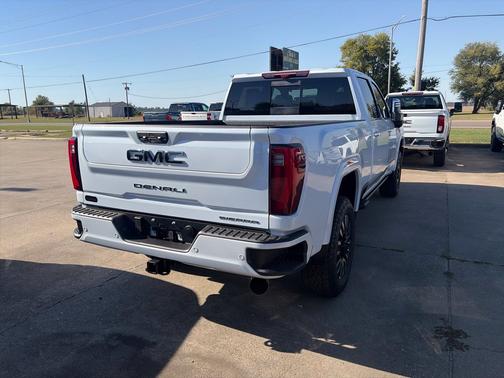 Glacier White Tricoat 2026 GMC Sierra 2500 Denali Ultimate