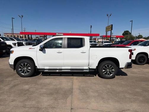 Summit White 2026 Chevrolet Silverado 1500 LT
