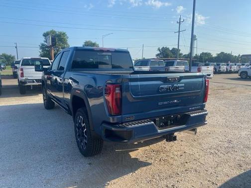 2025 GMC Sierra 2500 Denali Ultimate