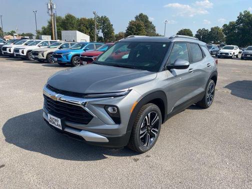 Sterling Gray Metallic 2026 Chevrolet Trailblazer LT