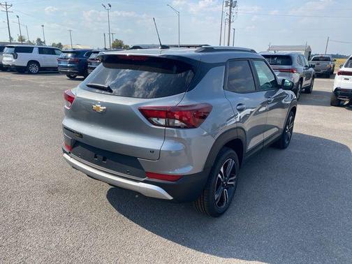 Sterling Gray Metallic 2026 Chevrolet Trailblazer LT