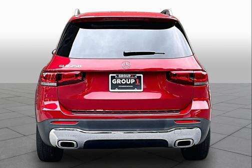 MANUFAKTUR Patagonia Red Metallic 2022 Mercedes-Benz GLB 250 Base