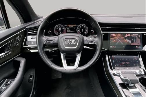 Navarra Blue Metallic 2021 Audi Q7 45 Premium Plus