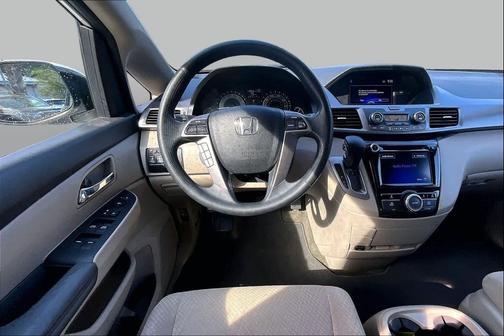 WHITE 2016 Honda Odyssey EX