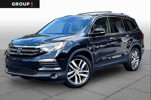 Crystal Black Pearl 2017 Honda Pilot Touring