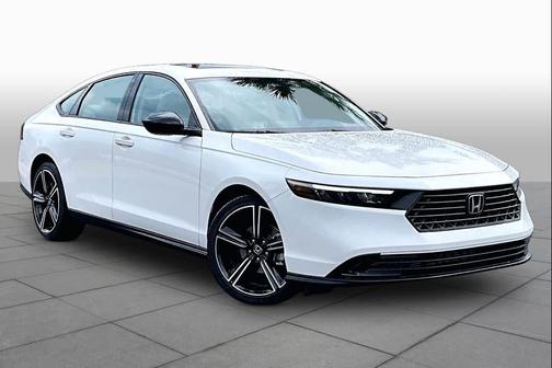 Platinum White Pearl 2026 Honda Accord SE