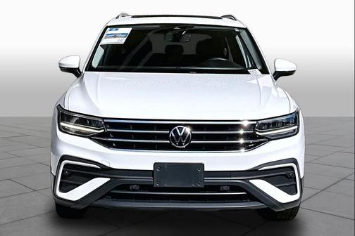 Pure White 2022 Volkswagen Tiguan 2.0T SE 4MOTION