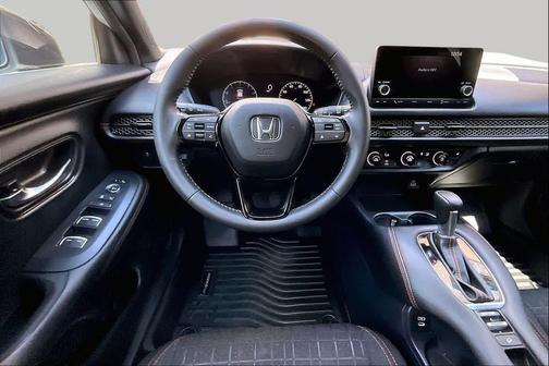Platinum White Pearl 2024 Honda HR-V 2WD Sport