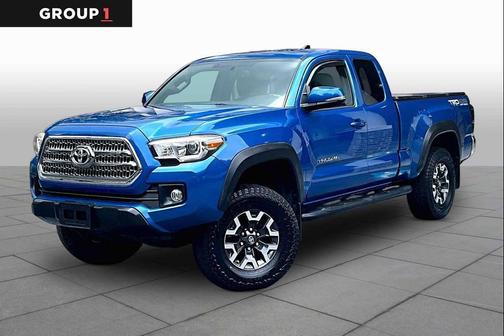 Blazing Blue Pearl 2017 Toyota Tacoma TRD Off Road