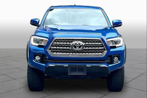 Blazing Blue Pearl 2017 Toyota Tacoma TRD Off Road