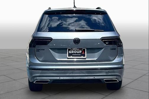 Platinum Gray Metallic 2019 Volkswagen Tiguan 2.0T SEL
