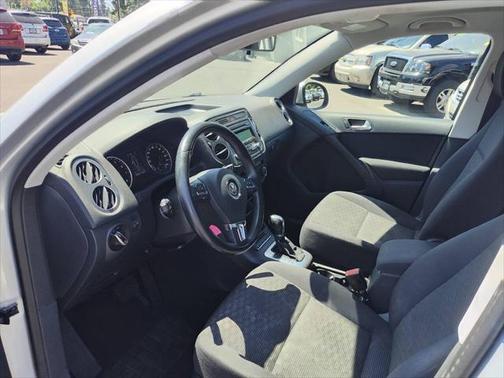 2013 Volkswagen Tiguan S
