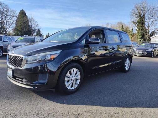 2016 Kia Sedona L