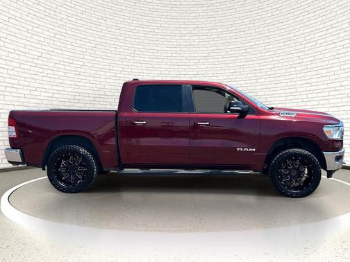 Delmonico Red Pearlcoat 2019 RAM 1500 Big Horn