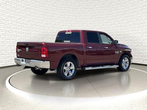 Delmonico Red Pearlcoat 2017 RAM 1500 Big Horn
