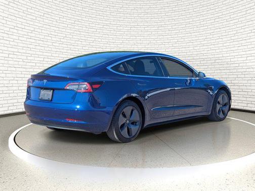 2019 Tesla Model 3 Standard Range Plus