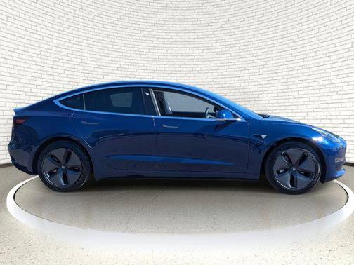 2019 Tesla Model 3 Standard Range Plus