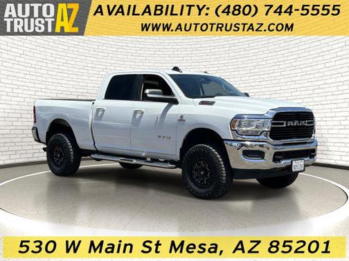 Bright White Clearcoat 2019 RAM 2500 Big Horn Crew Cab 4x4 6'4' Box