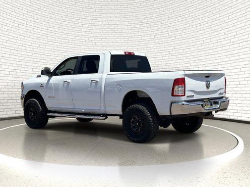 Bright White Clearcoat 2019 RAM 2500 Big Horn Crew Cab 4x4 6'4' Box