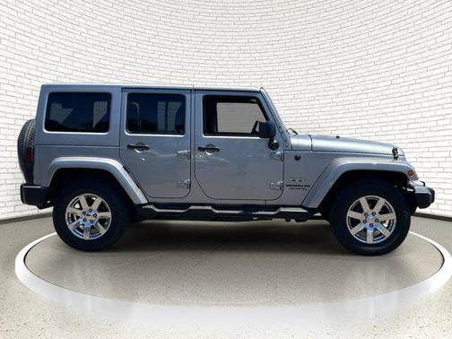 Billet Silver Metallic Clearcoat 2016 Jeep Wrangler Unlimited Sahara