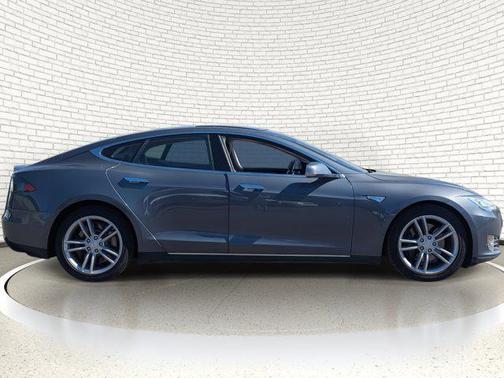 2013 Tesla Model S Base