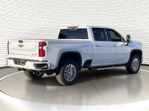 2022 Chevrolet Silverado 2500 High Country